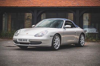 Lot 92 - 2001 Porsche 996 Carrera Cabriolet