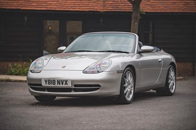 Lot 92 - 2001 Porsche 996 Carrera Cabriolet