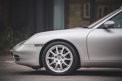 Lot 92 - 2001 Porsche 996 Carrera Cabriolet