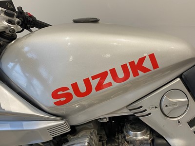 Lot 252 - 1982 Suzuki GSX 1100 Katana