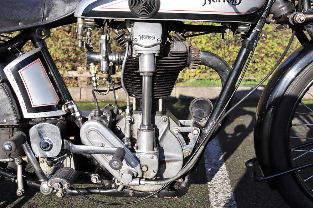 Lot 351 - 1930 Norton CS1