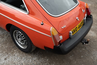 Lot 2 - 1975 MG B GT V8
