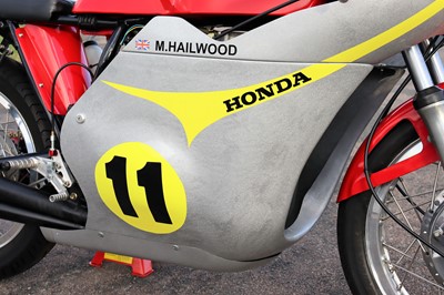 Lot 257 - 1977 Honda Race Replica