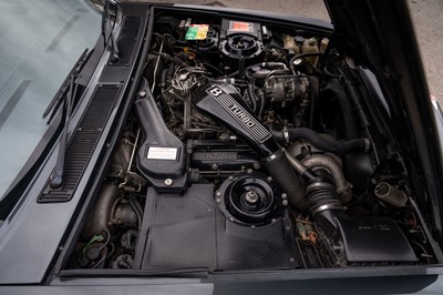 Lot 16 - 1992 Bentley Turbo R