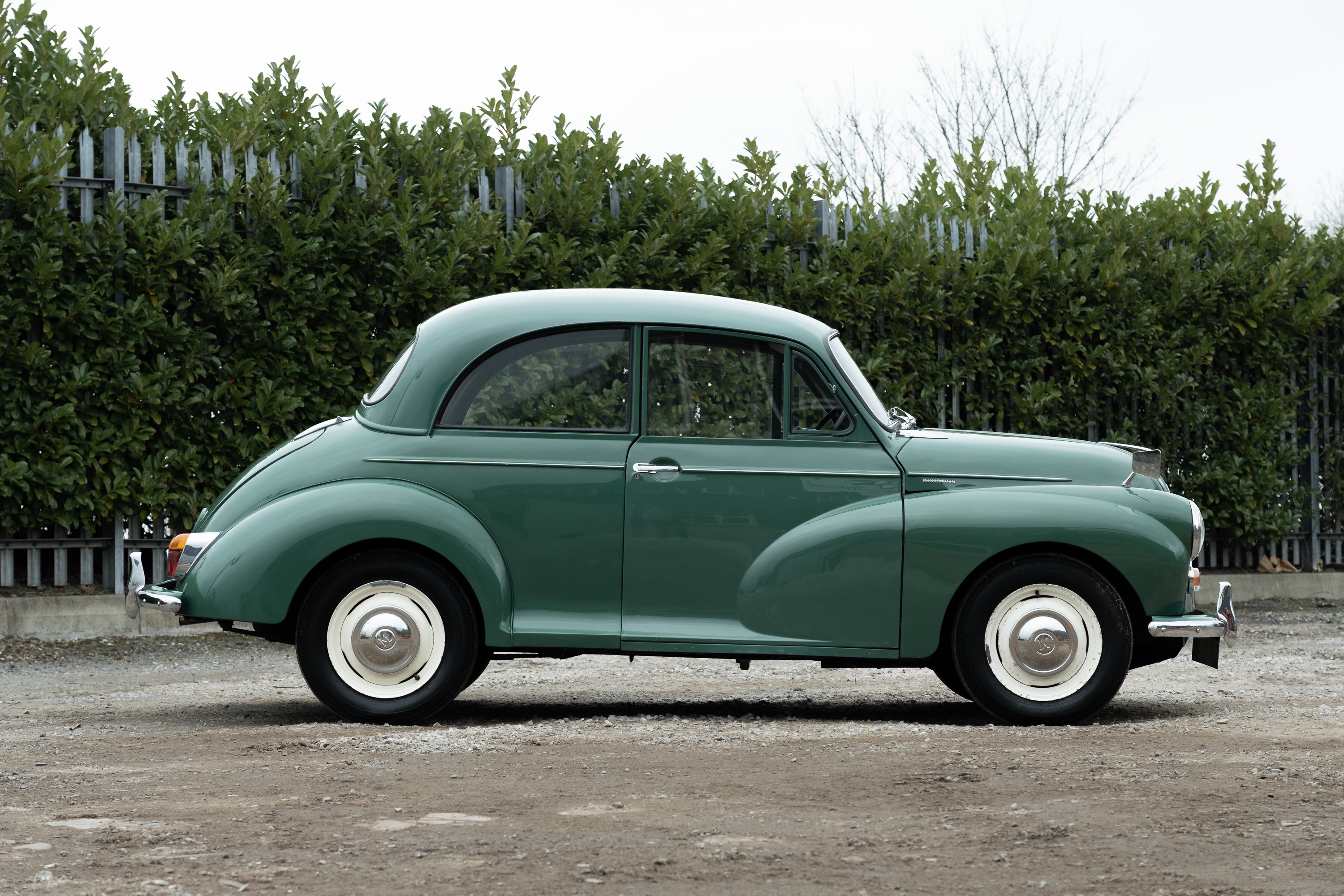 Oxford Diecast 1:76 OO Gauge Morris Minor MM Saloon - Green (76MMS001)