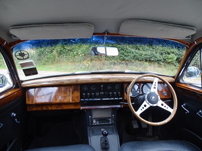 Lot 17 - 1966 Jaguar MkII 3.8