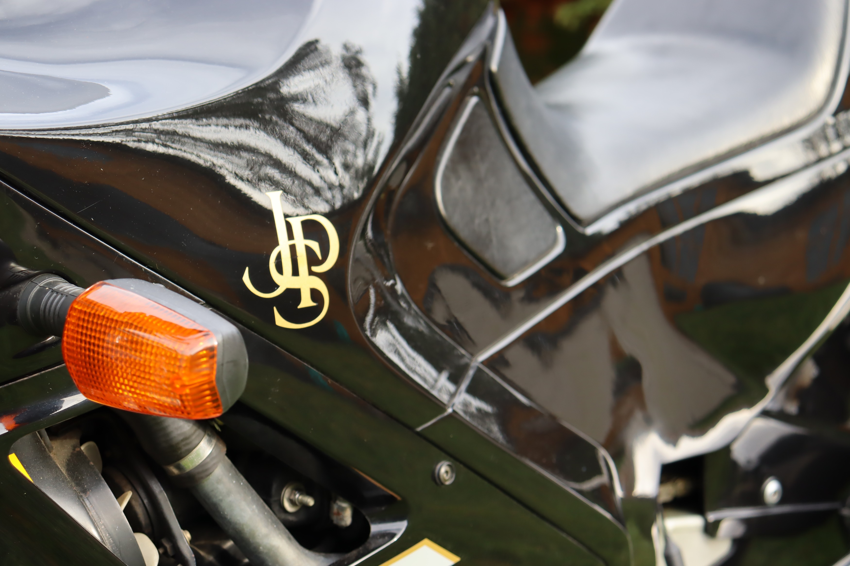 Lot 336 1990 Norton F1