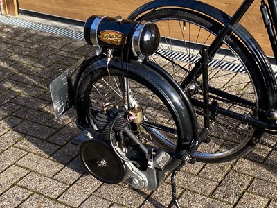 Lot 345 - 1914 Wall Auto Wheel