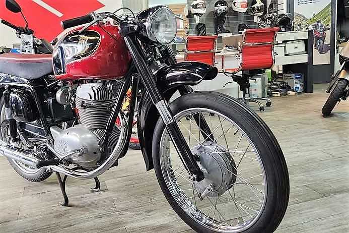 Lot 308 - 1957 MV Agusta 175