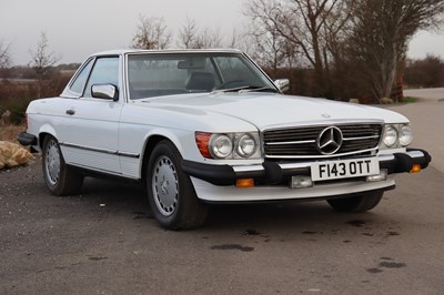 Lot 91 - 1989 Mercedes-Benz 560 SL