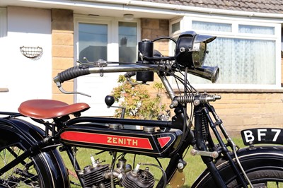 Lot 280 - 1920 Zenith Model C Gradua