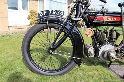 Lot 280 - 1920 Zenith Model C Gradua