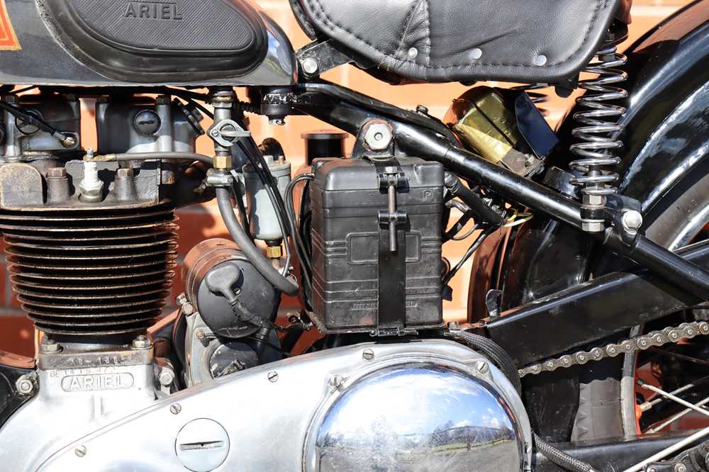 Lot 222 - 1938 Ariel Red Hunter 350