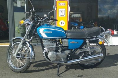 Lot 353 - 1974 Suzuki GT380L