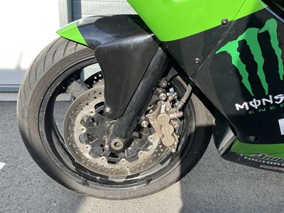 Lot 263 - 2000 Kawasaki 'Ninja' ZX-9R