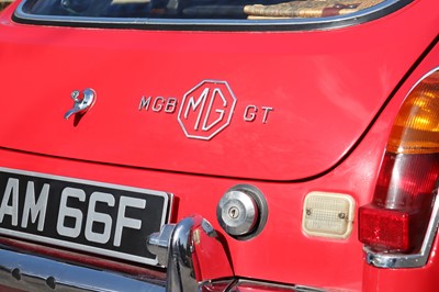 Lot 5 - 1967 MG B GT
