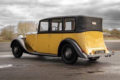 Lot 32 - 1936 Rolls-Royce 25/30hp Landaulette Limousine