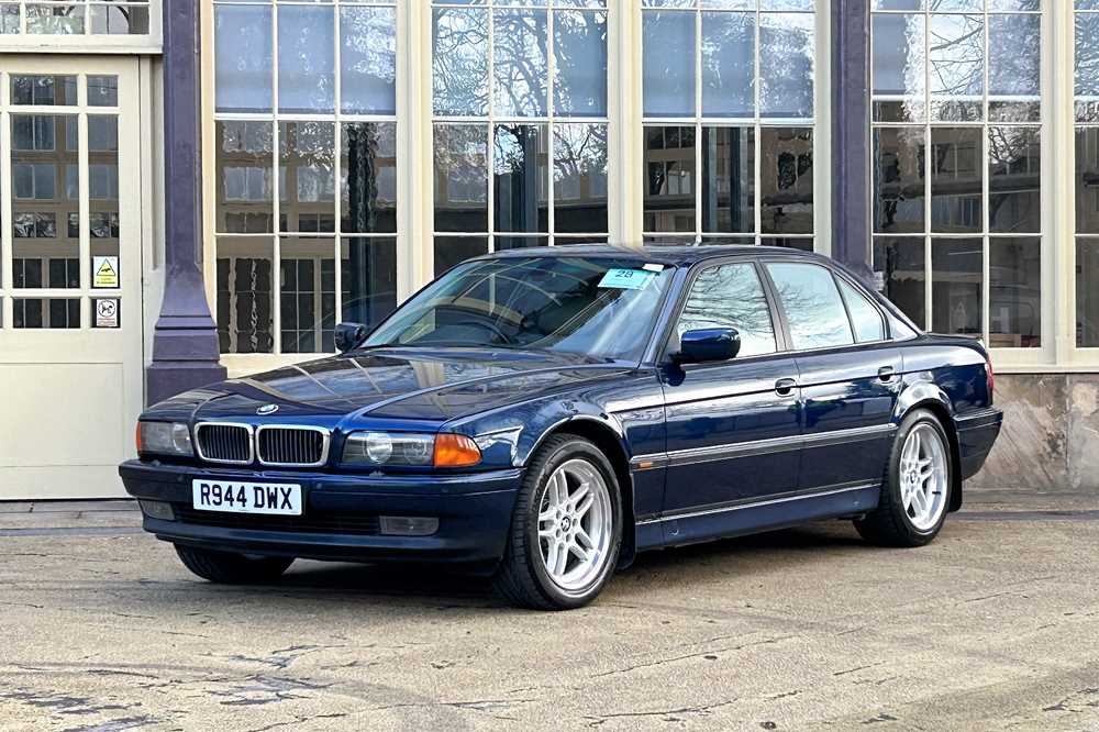 Lot 28 - 1997 BMW 750i Saloon