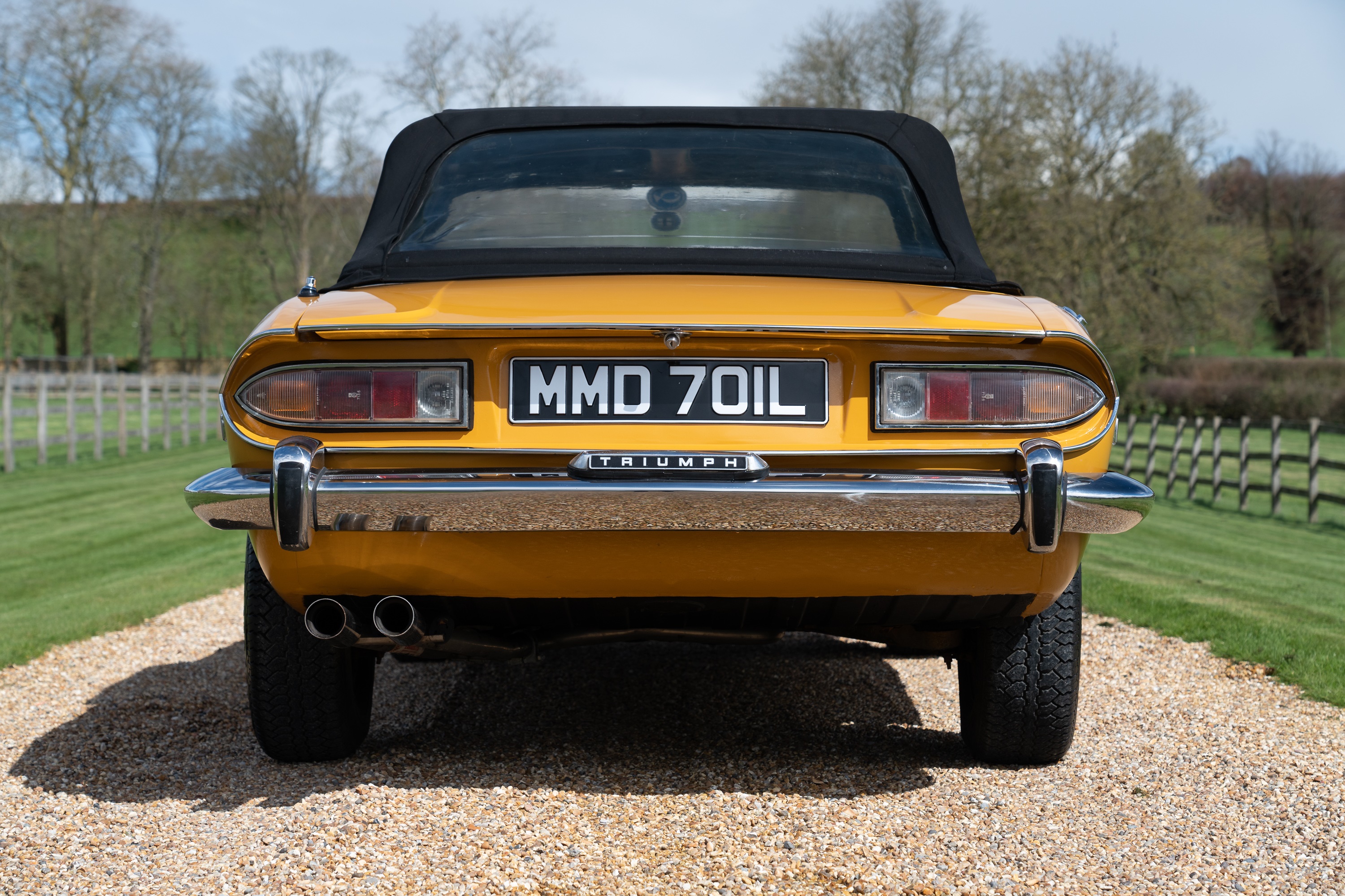 Lot 19 - 1972 Triumph Stag