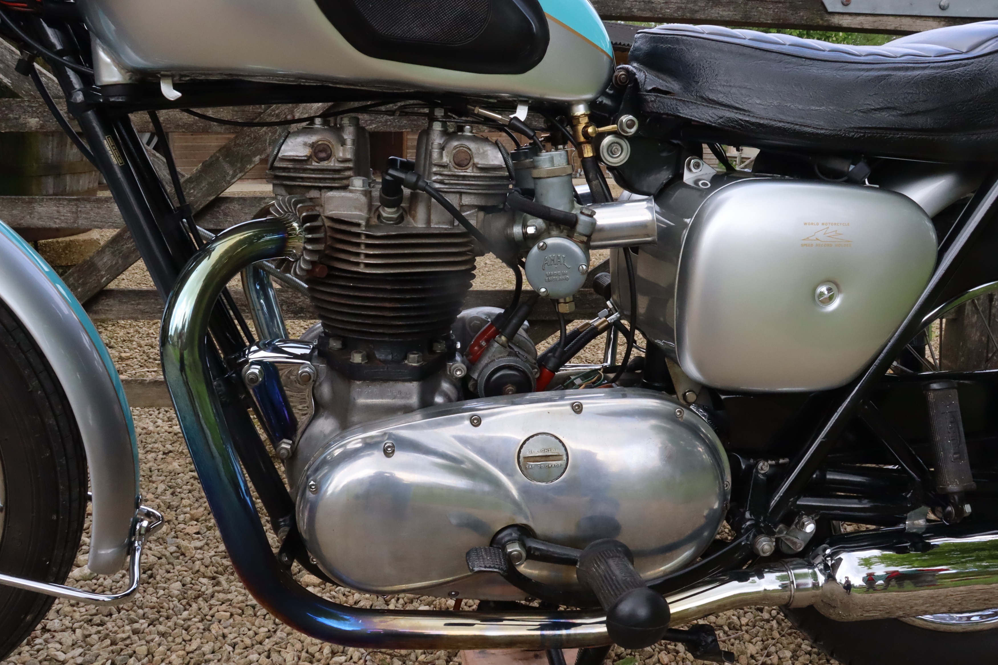 Lot 201 - 1961 Triumph T120R Bonneville