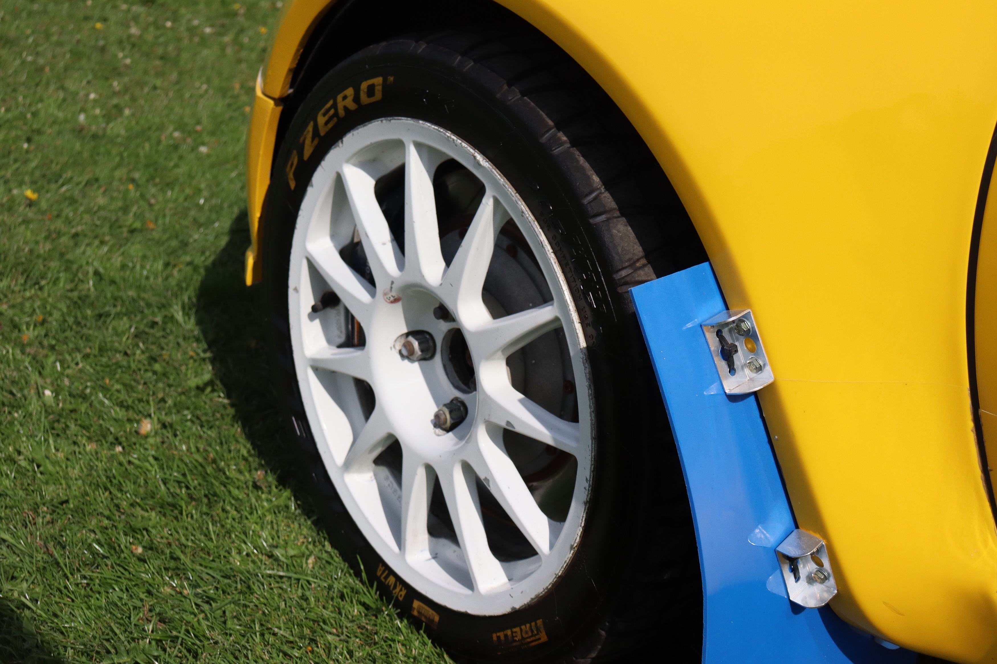 Lot 73 - 2001 Ford Puma S1600 'Works' Rally Car