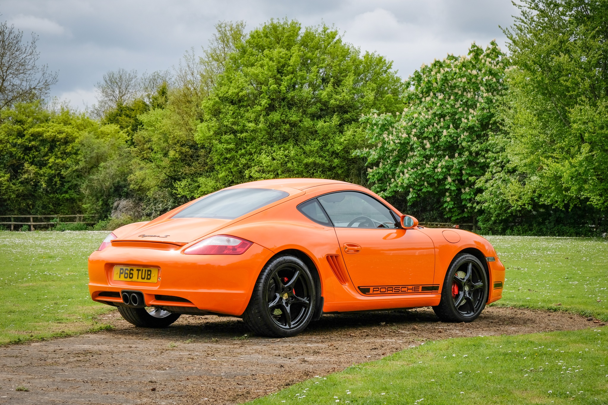 Lot 70 2007 Porsche Cayman S