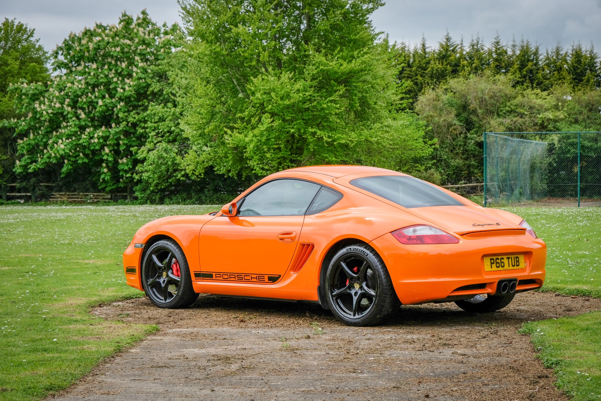 Lot 70 2007 Porsche Cayman S