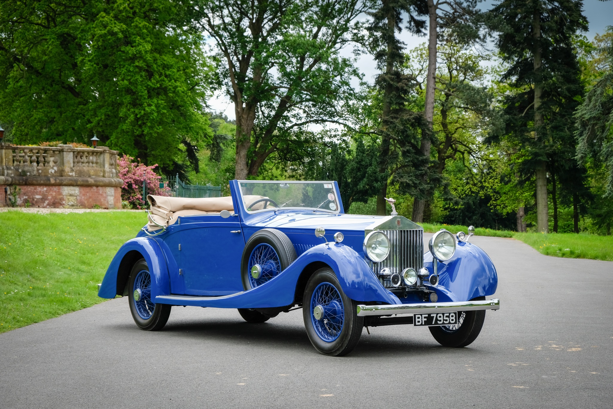 Lot 103 - 1925 Rolls-Royce Phantom I Three-Position