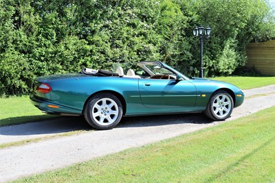 Lot 47 - 1997 Jaguar XK8 Convertible