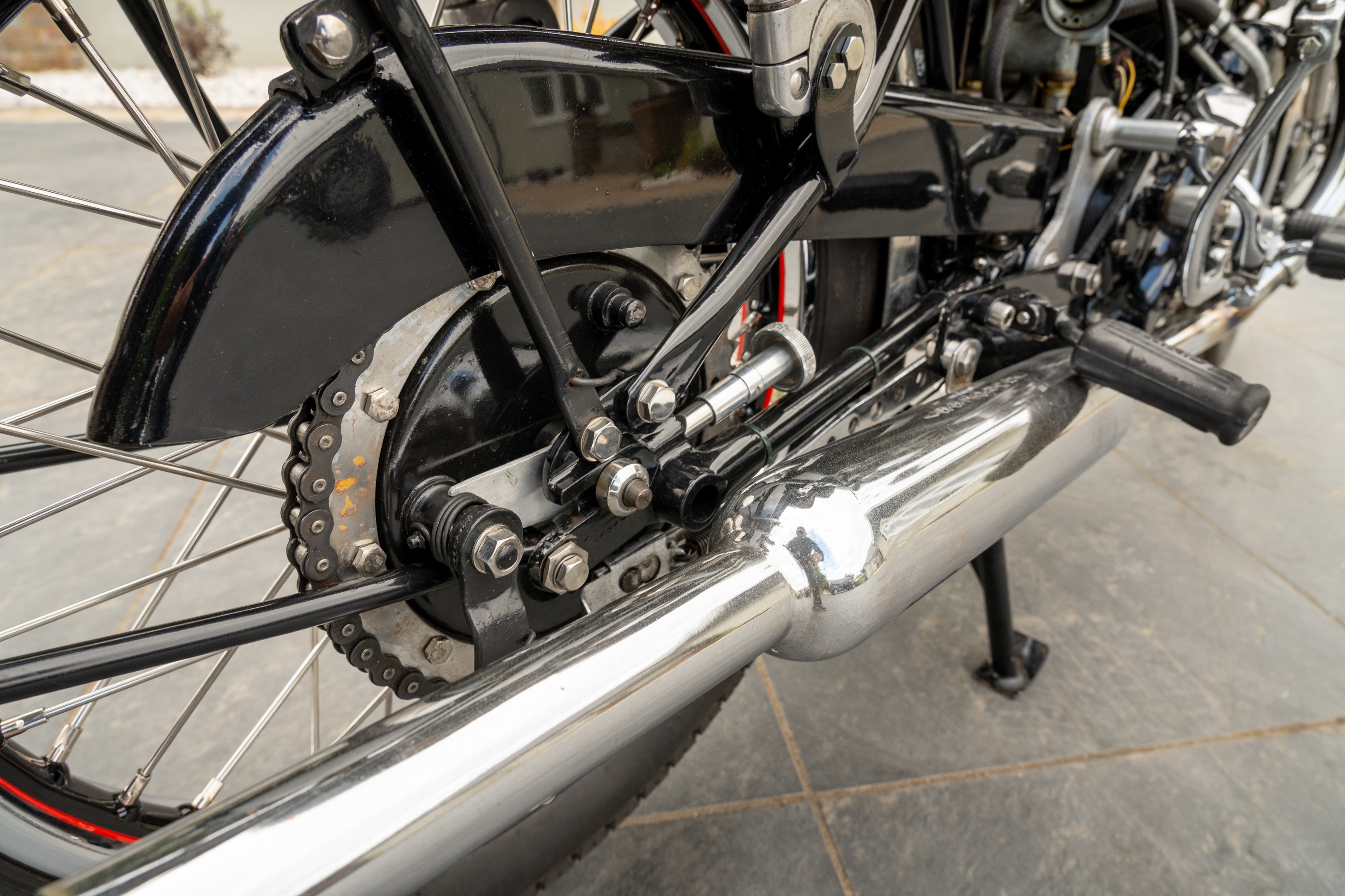 Vincent HRD Black Shadow Modellmotorrad 1:24 - Detailgetreue Nachbildung In Schwarz