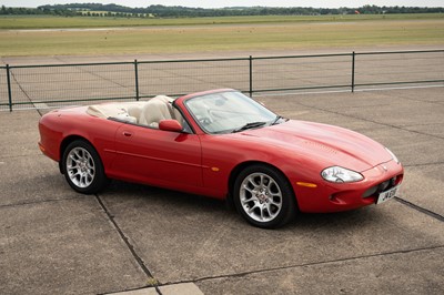 Lot 71 - 1999 Jaguar XKR Convertible