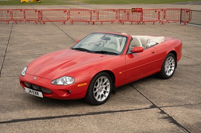 Lot 71 - 1999 Jaguar XKR Convertible