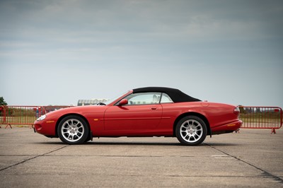 Lot 71 - 1999 Jaguar XKR Convertible