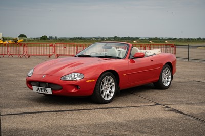 Lot 71 - 1999 Jaguar XKR Convertible