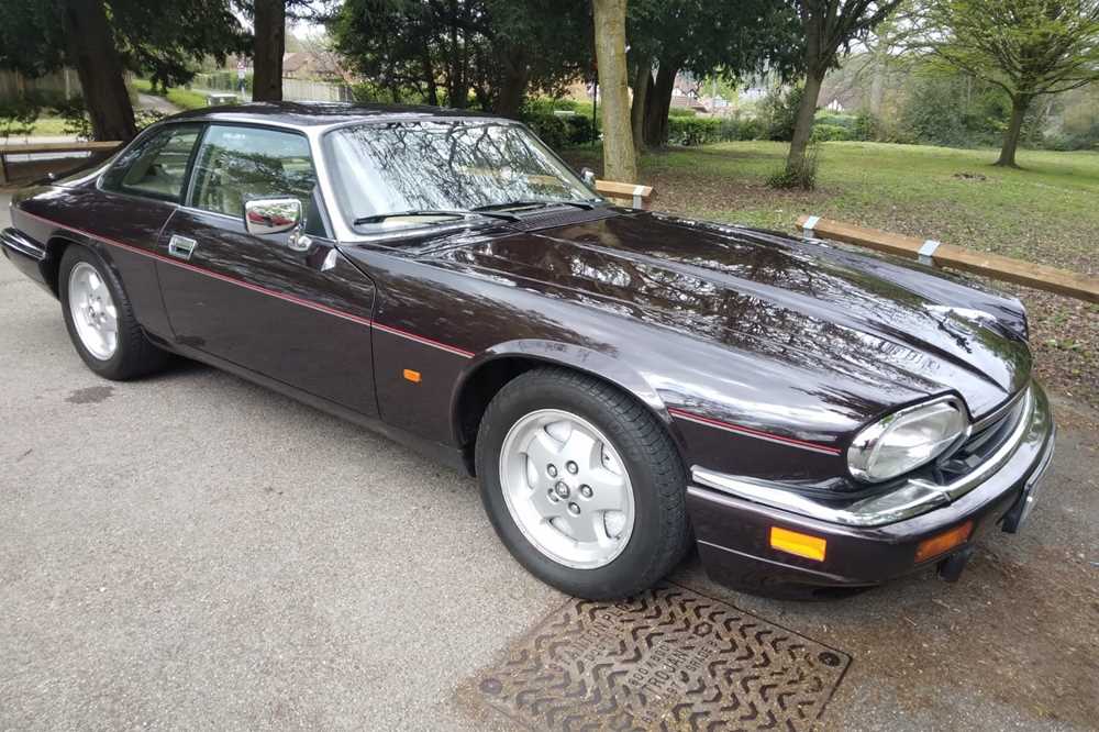 Lot 62 - 1994 Jaguar XJ-S 4.0