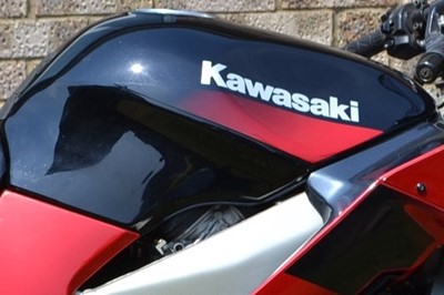 Lot 150 - 2000 Kawasaki ZZR600