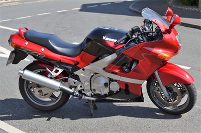 Lot 150 - 2000 Kawasaki ZZR600