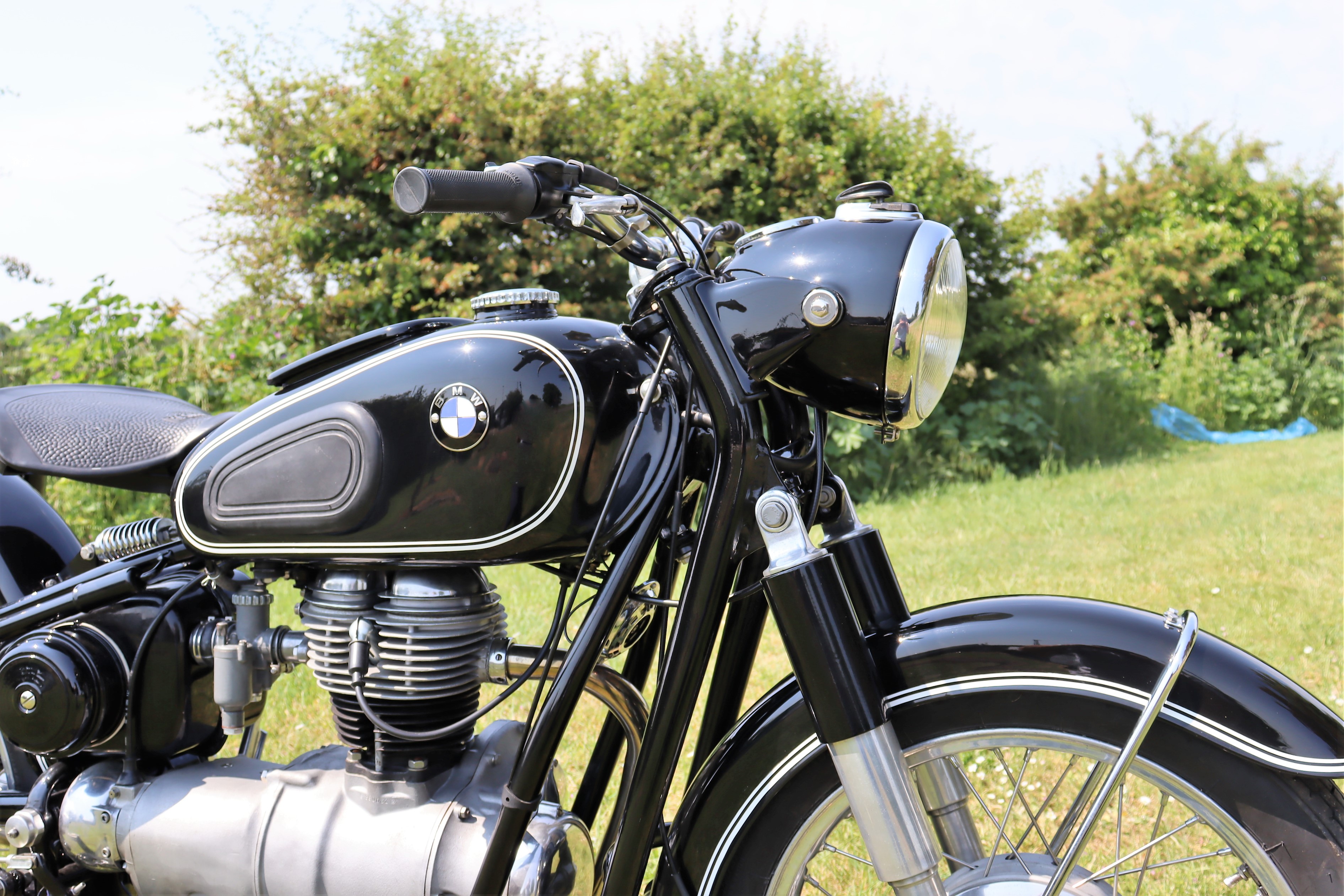 Lot 257 - 1964 BMW R27