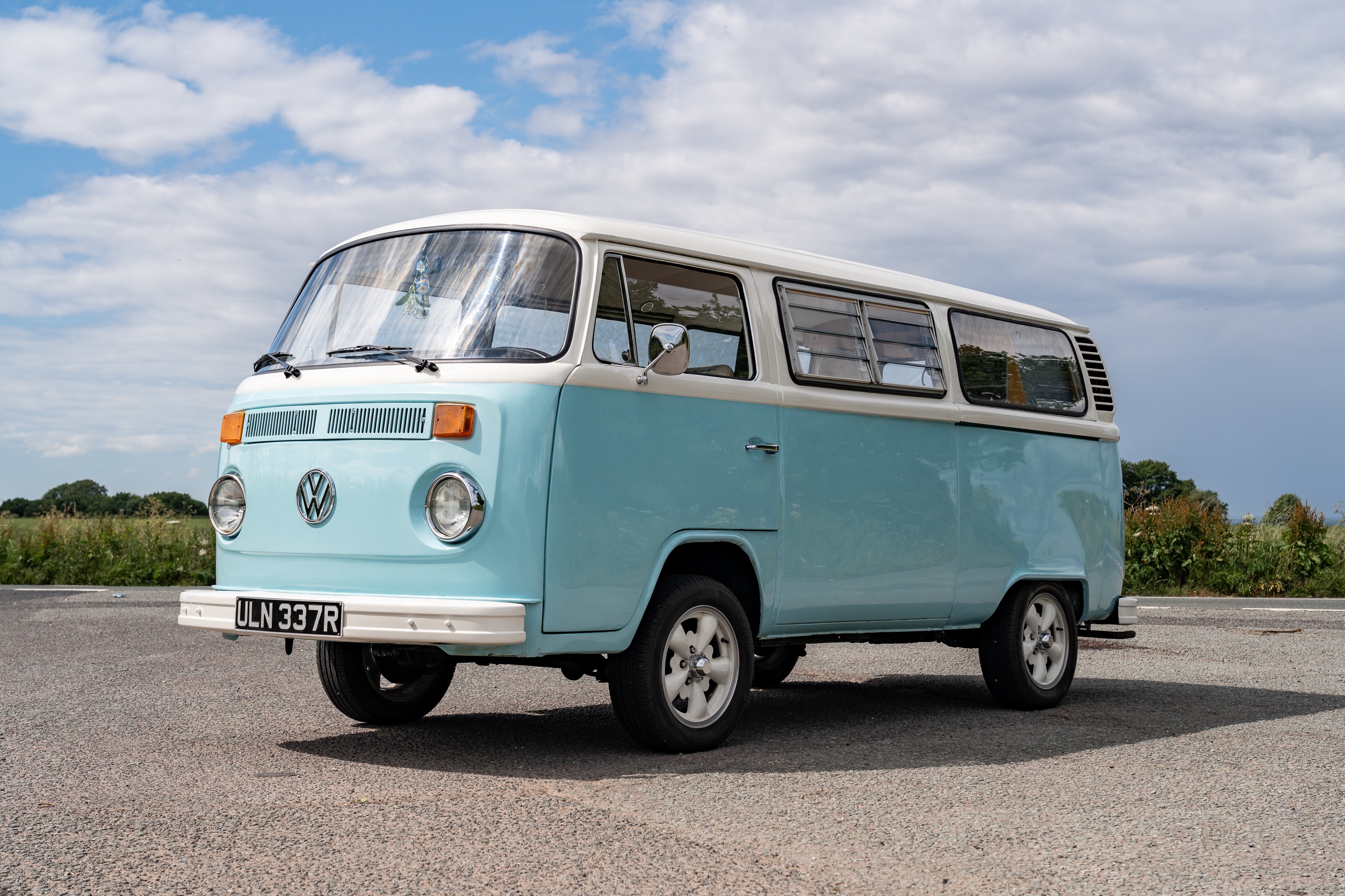 Lot 61 1976 Volkswagen Type 2 Camper Van lot-61-1976-volkswagen-type-2-camper-van