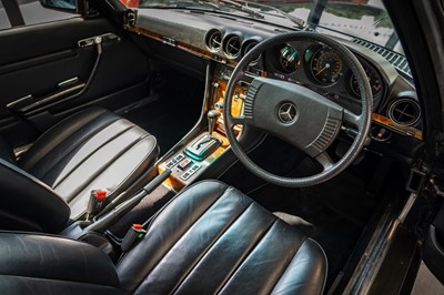 Lot 112 - 1973 Mercedes-Benz 450 SLC