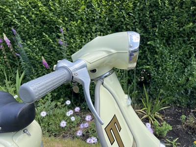 Lot 21 - 1960 Lambretta TV175 Series 2