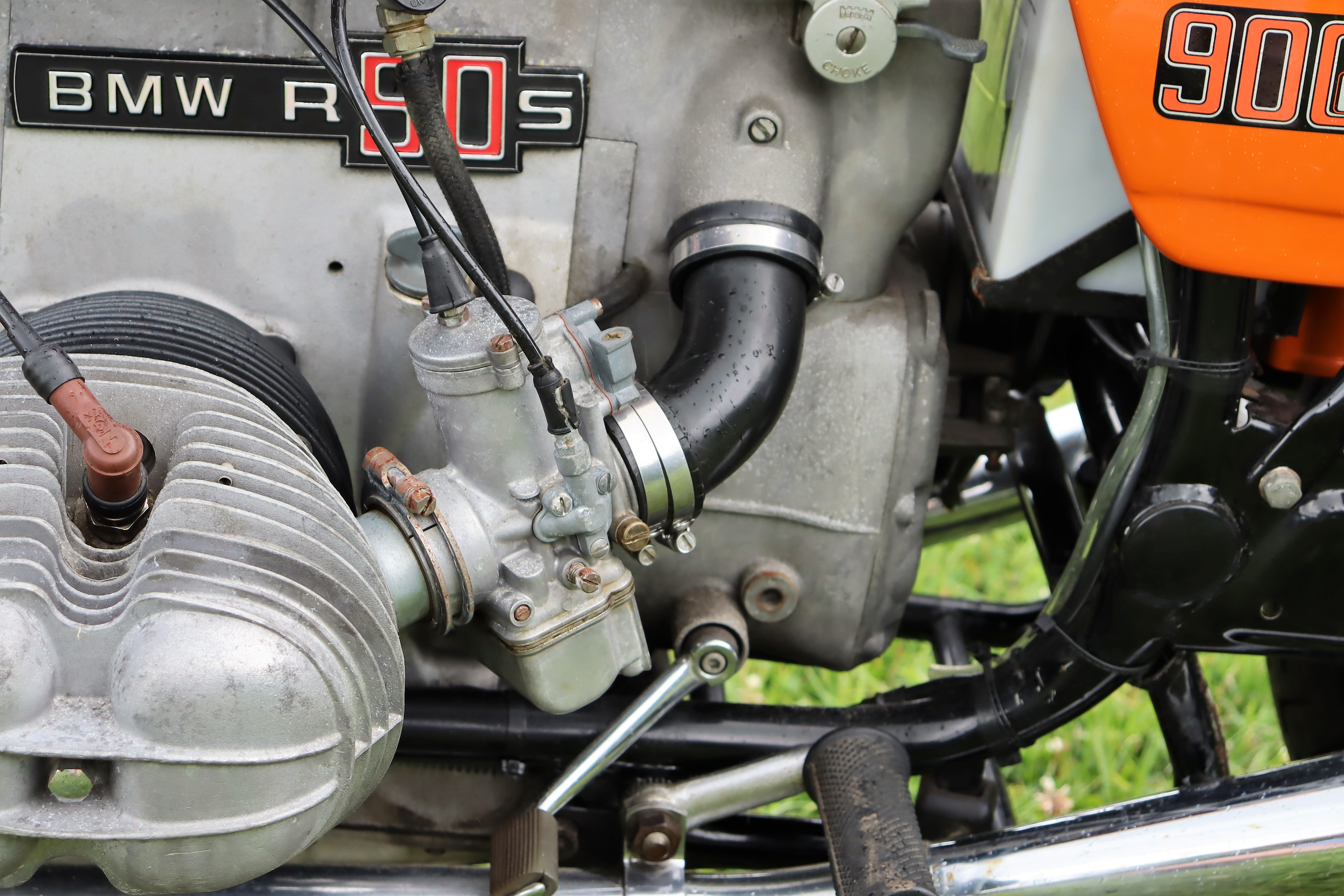 Lot 123 - 1975 BMW R90S