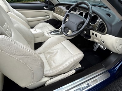 Lot 40 - 2005 Jaguar XKR Convertible