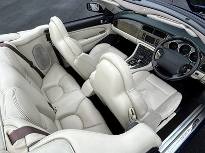 Lot 40 - 2005 Jaguar XKR Convertible