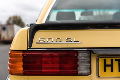 Lot 63 - 1982 Mercedes-Benz 500 SL