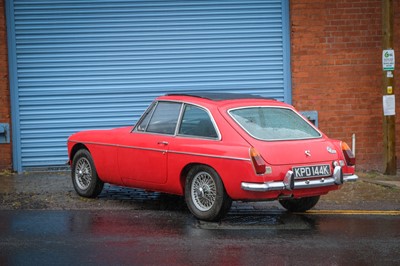 Lot 26 - 1972 MG B GT