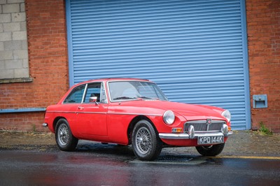 Lot 26 - 1972 MG B GT