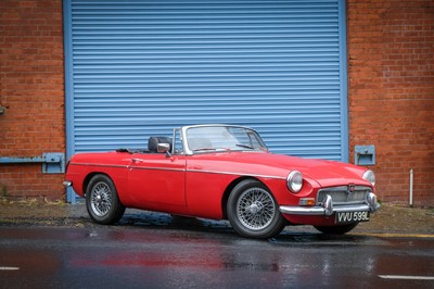 Lot 127 - 1972 MG B Roadster