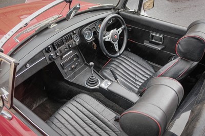 Lot 127 - 1972 MG B Roadster