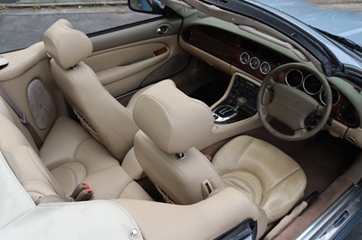 Lot 101 - 2004 Jaguar XK8 Convertible